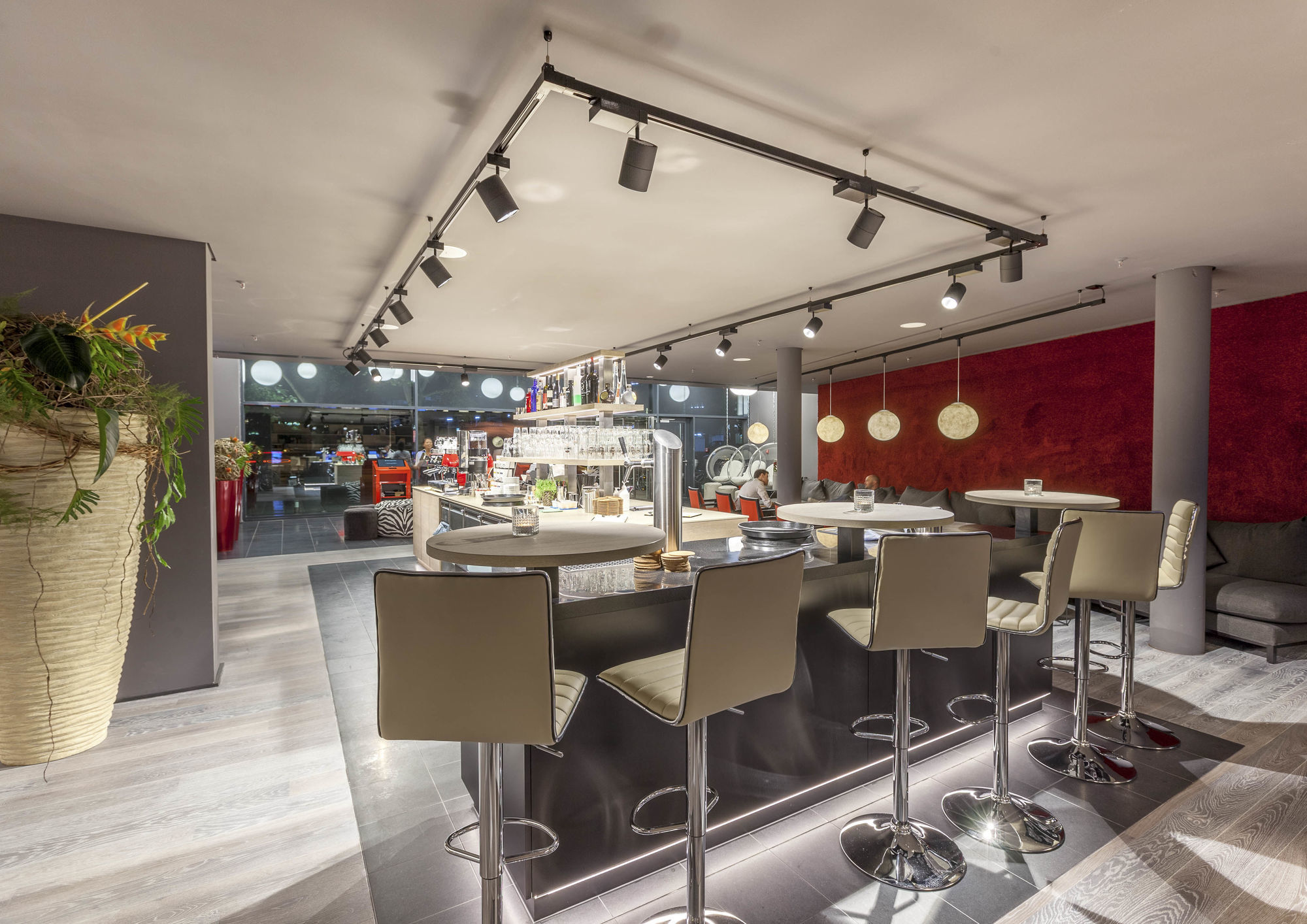 Living Frankfurt 4* Франкфурт-на-Майне
