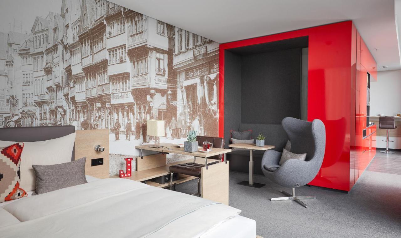 Living Frankfurt Hotel 4*