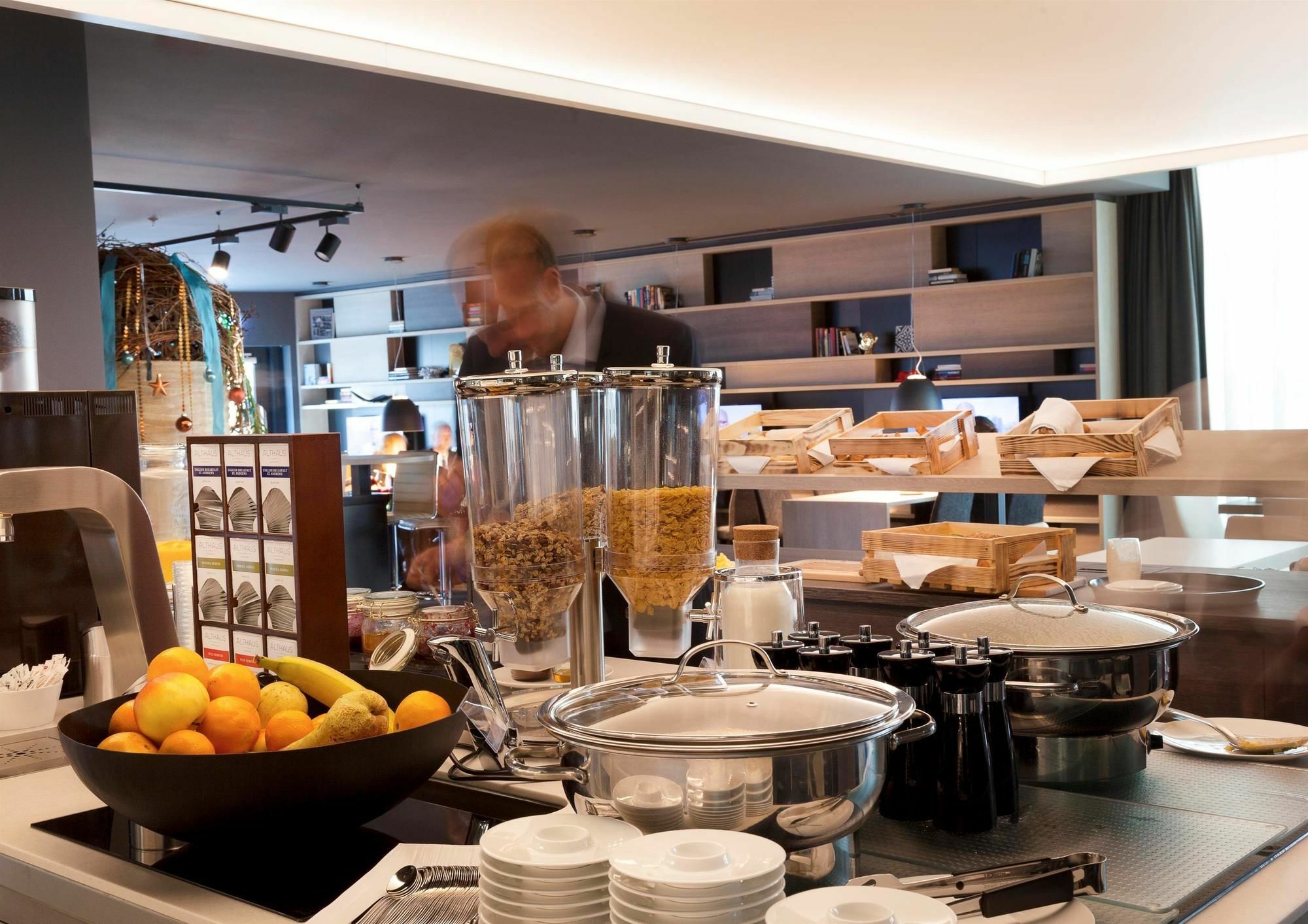Living Frankfurt Hotel 4*